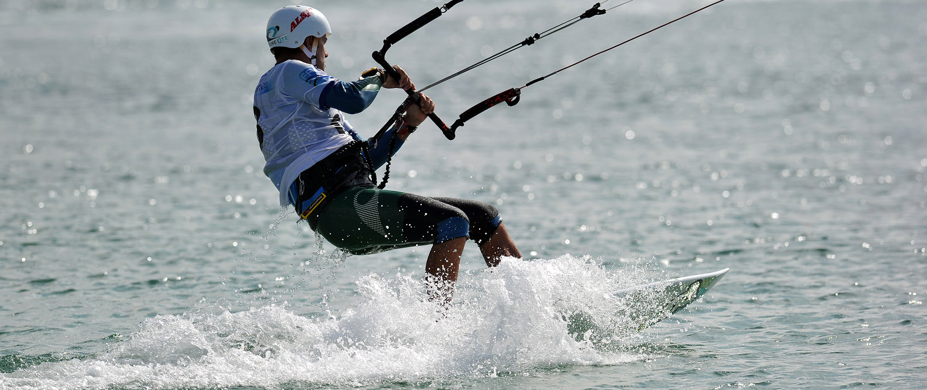  kitesurf à la plage de l'Almanarre